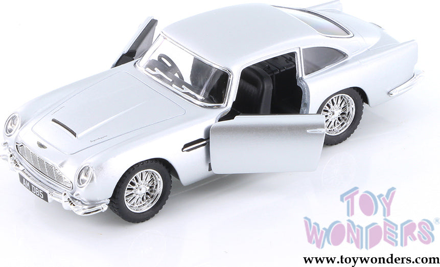 Aston Martin DB5 Hardtop (1963, 1/38 scale diecast model car) (assorted colors)
