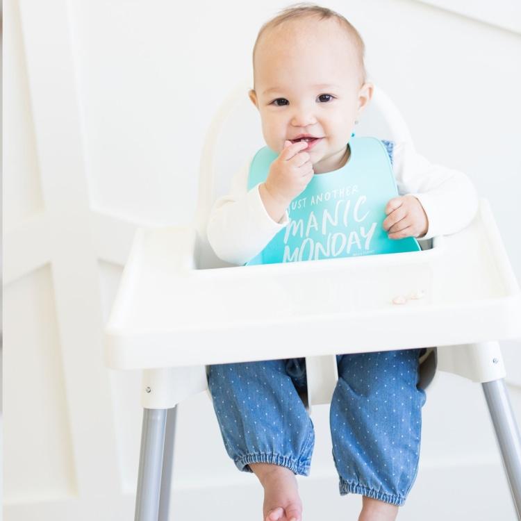 Wonder Bib- Manic Monday