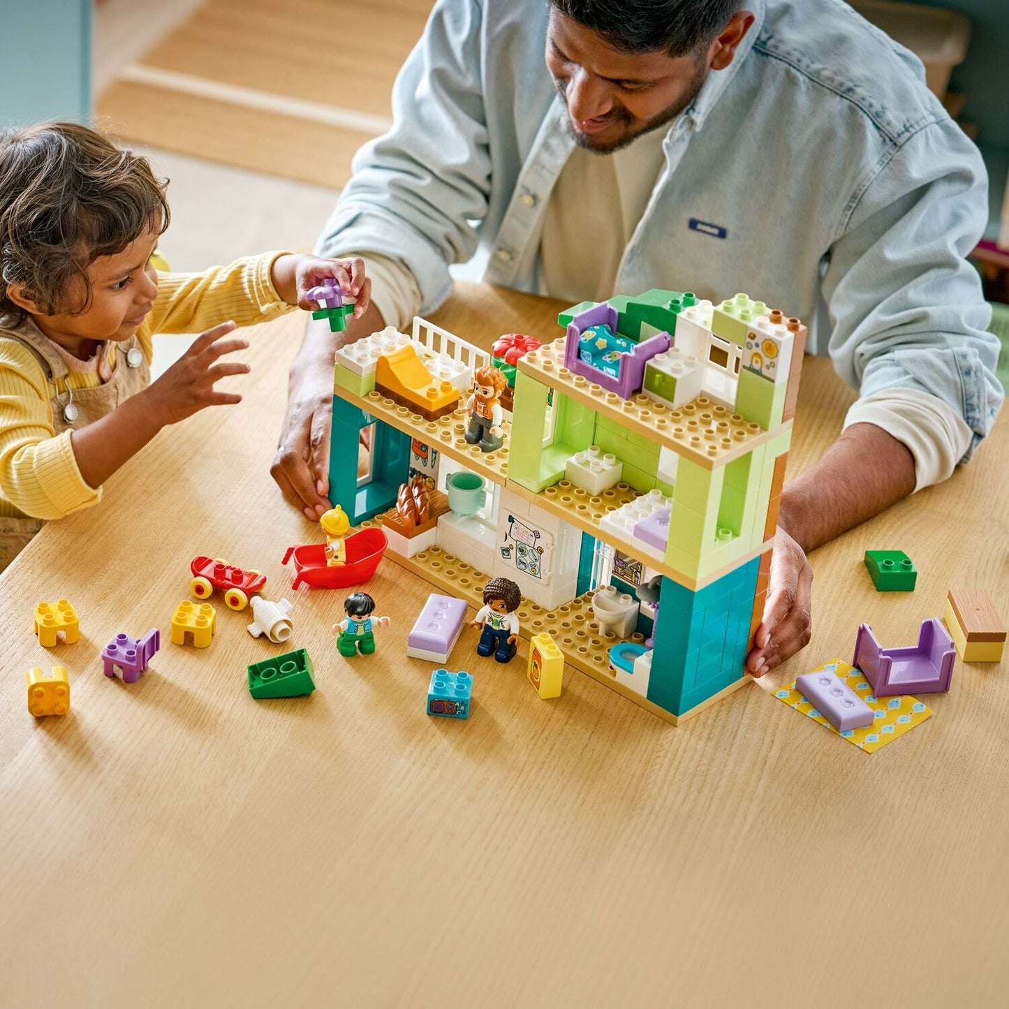 LEGO DUPLO Town: 3 in 1 Modern Family House with Figures