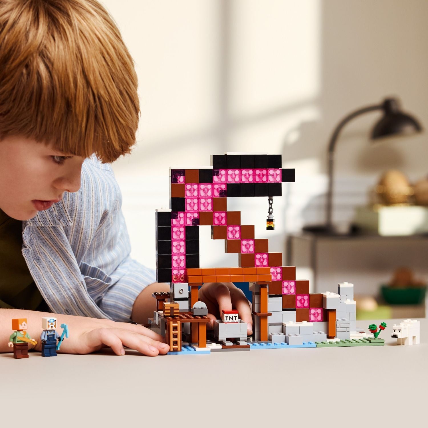 LEGO Minecraft: The Pickaxe Mine