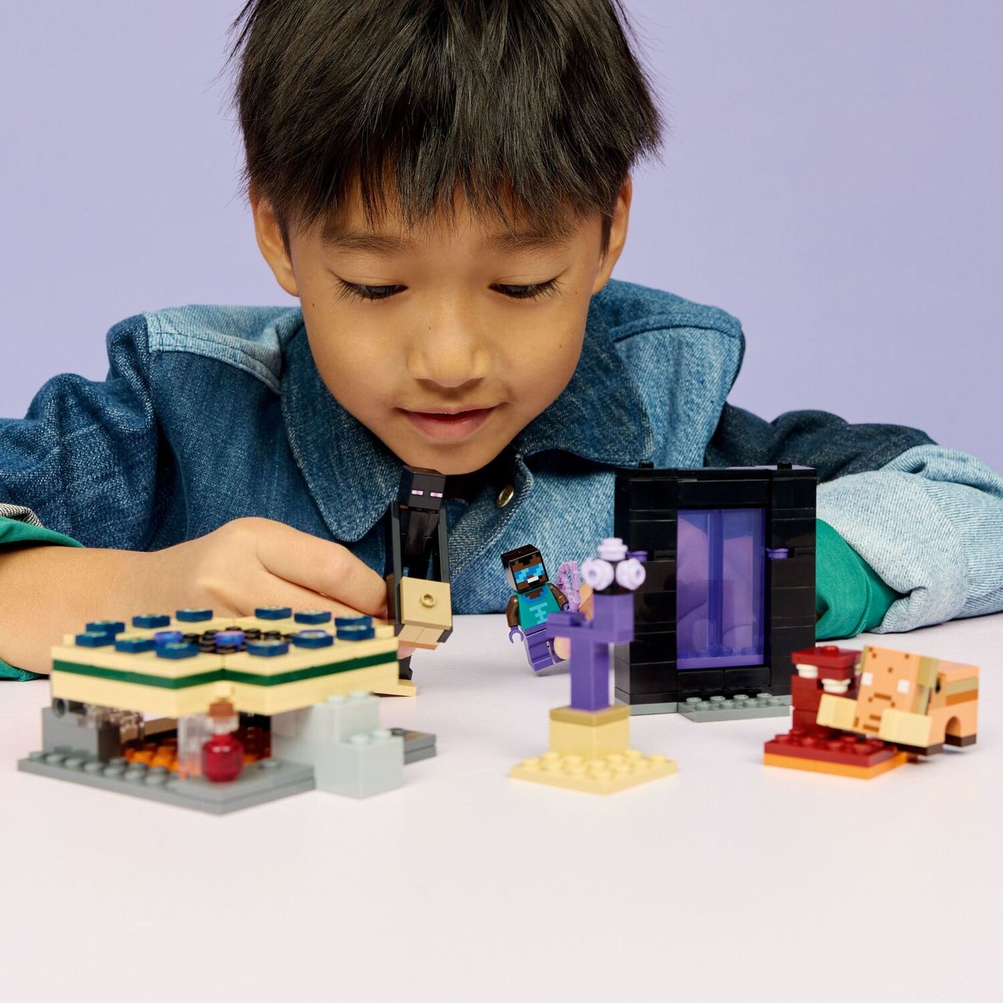 LEGO Minecraft: Nether & End Portal Journey