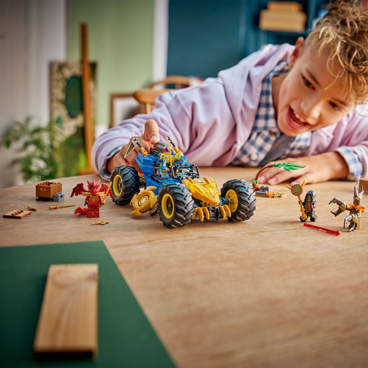 LEGO Ninjago: Jay's Transforming Car