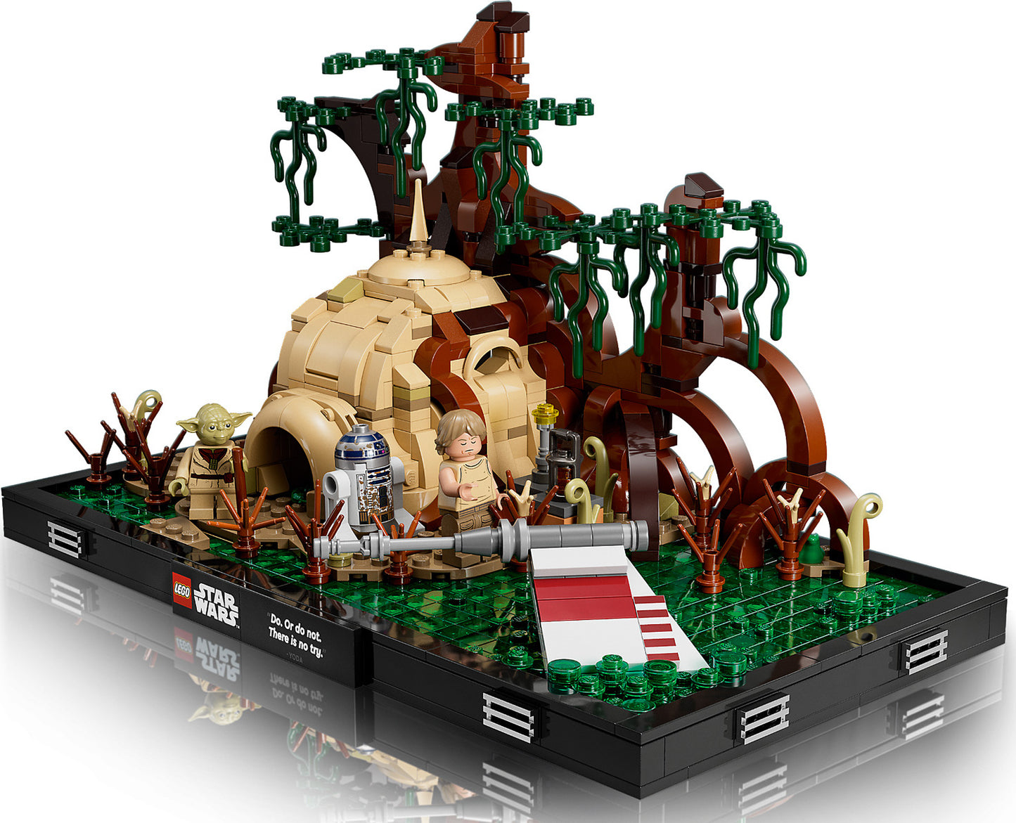 LEGO® Dagobah Jedi Training Diorama