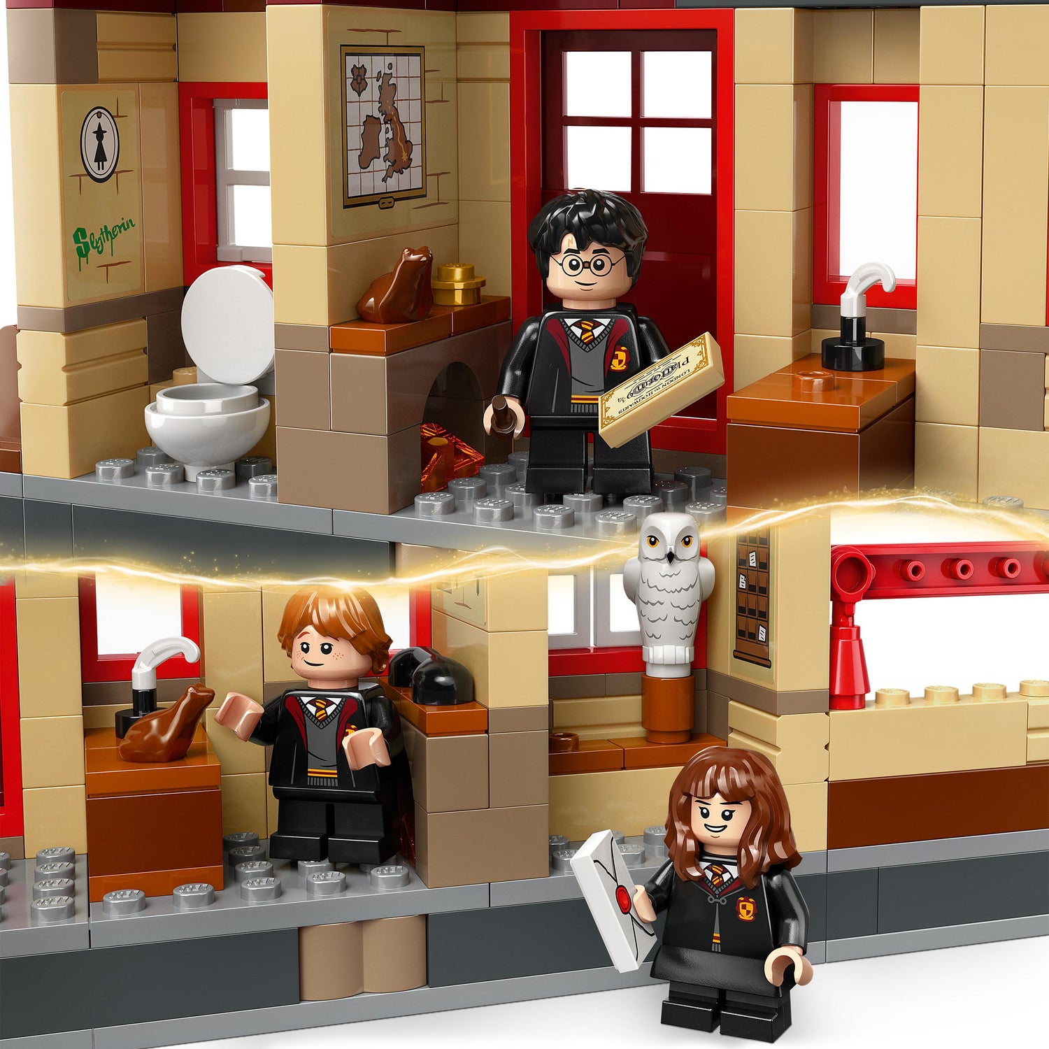 LEGO® Harry Potter Hogwarts Express & Hogsmeade Station
