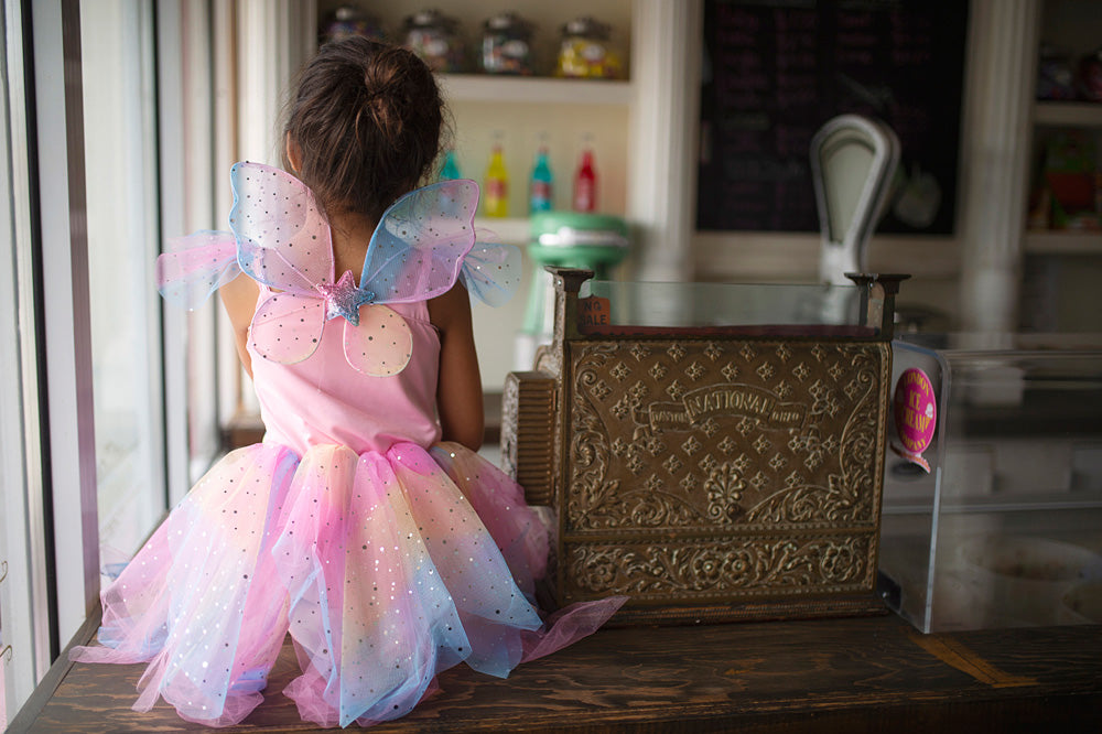 Rainbow Fairy Dress & Wings (Size 5-6) Franklin's Toys Rainbow Fairy Dress & Wings (Size 5-6) Franklin's Toys
